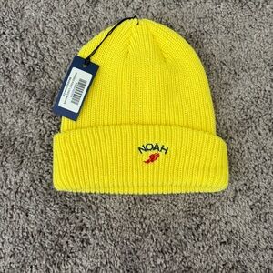 Noah yellow beanie